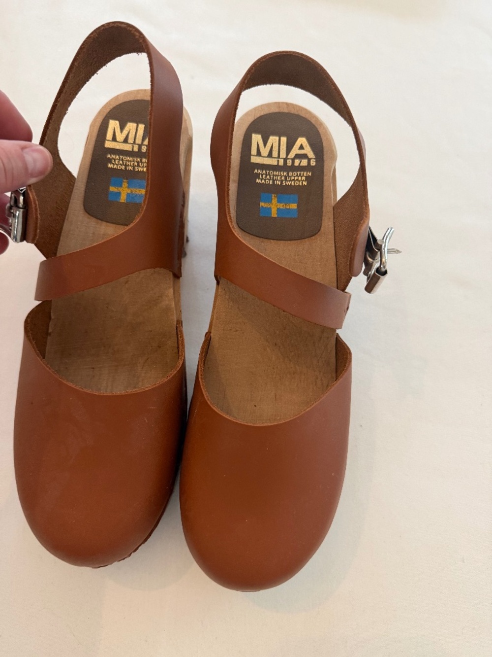 Mia clogs